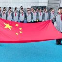 聚梦国旗下,为明少年行!青岛为明学校中小学部举行新学期主题升旗仪式