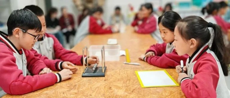 专家引领促成长 实验教学启新思||西海岸新区教科院专家教研员莅临青岛为明学校送课活动侧记